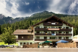 Apartment and Chalet 